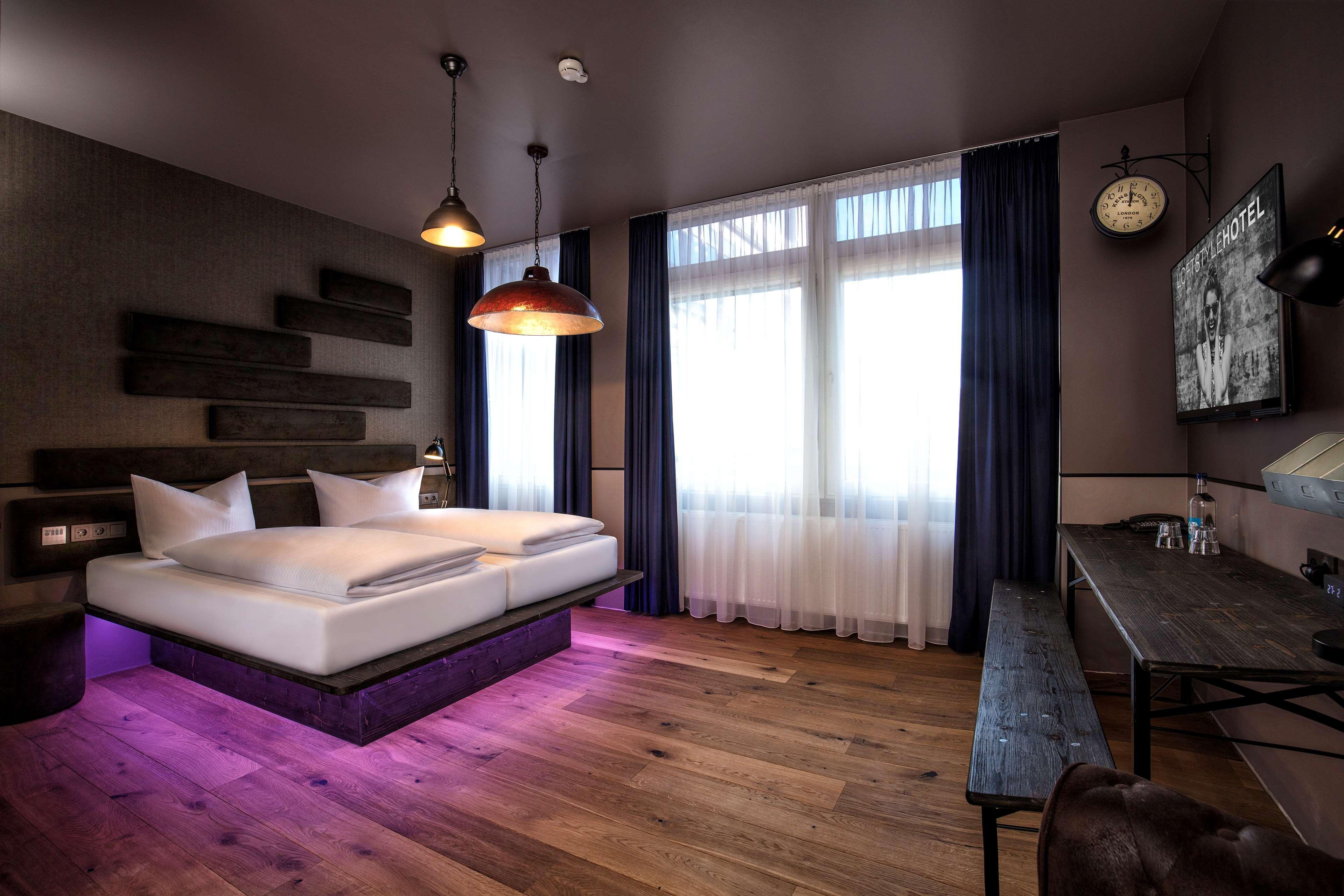 Best Western loftstyle Hotel Stuttgart-Zuffenhausen Exterior foto