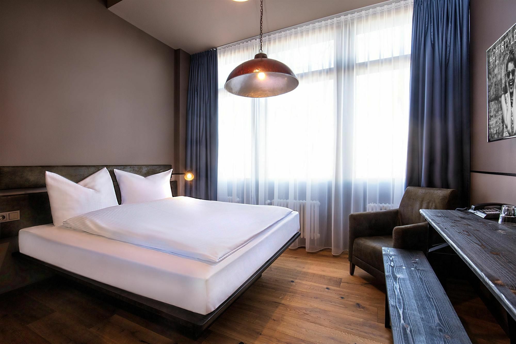 Best Western loftstyle Hotel Stuttgart-Zuffenhausen Exterior foto